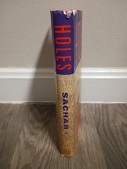 HOLES Louis Sachar 1st Edition 1999 HC/DJ Newbery Medal Winner 9th Print