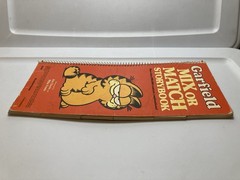 1982 Garfield Mix or Match Storybook, Long Spiral Bound Flip Book 200,000 Combos