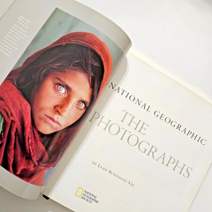 NATIONAL GEOGRAPHIC The Photographs, Luxury Edition Padded Gold Gilded Cover