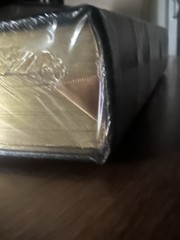 Warbreaker by Brandon Sanderson – Signed Sealed Leatherbound, Unopened Brand New