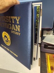 🏈The University of Michigan Wolverines Story HAIL TO THE VICTORS Hardcover Book