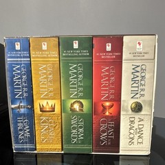 George R.R. Martin A Song of Ice and Fire Paperback Box Set Film/TV Adaptation