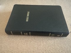 KJV Comfort Print Reference Giant Print Bible Black Bonded Leather Red Ltr 2016