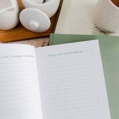The Daily Grace Co Thirty-One Days of Prayer for My Children Booklet