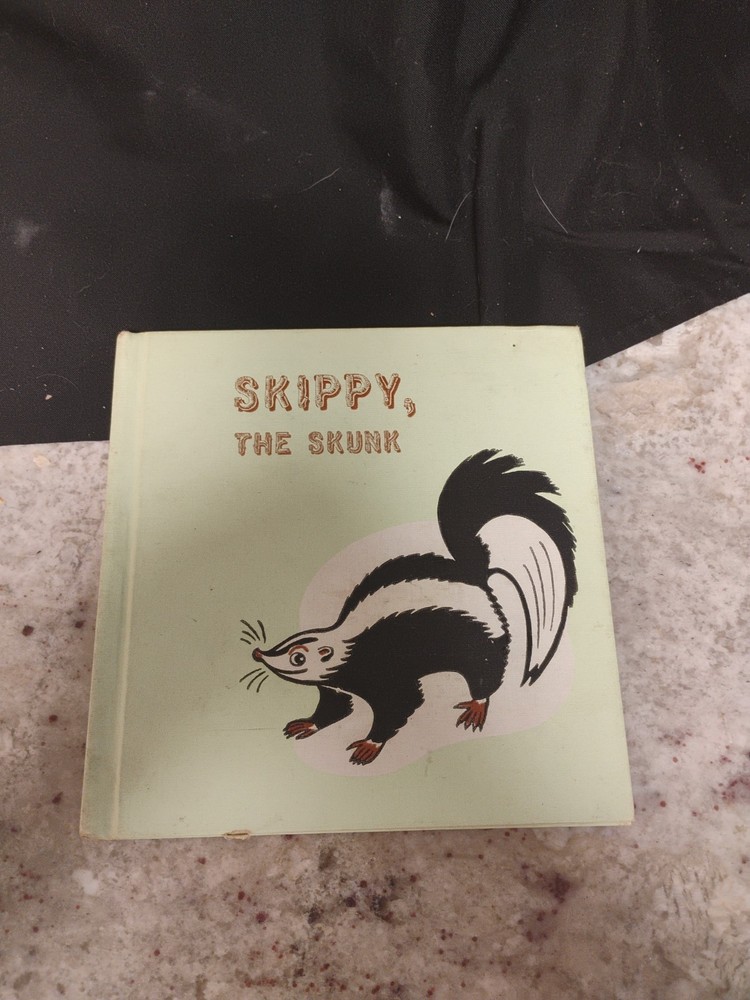 Skippy, The Skunk by Gene Darby