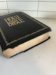 Holy Bible KJV 1973 Giant Print Red Letter Edition Thomas Nelson 581