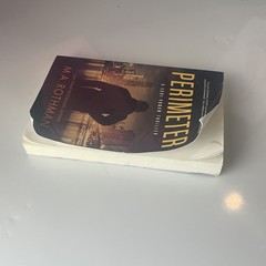 Perimeter (A Levi Yoder Thriller), Rothman, M.A., 9781983357213