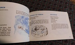 VINTAGE 1978 COCKTAILS AND HORS D’OEUVRES BY NITTY GRITTY COOKBOOKS 88 PAGES