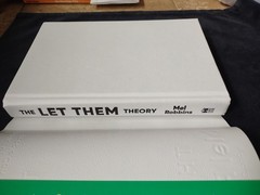 THE LET THEM THEORY Mel Robbins 1st Edition Hardcover Book Self Help Feel Great