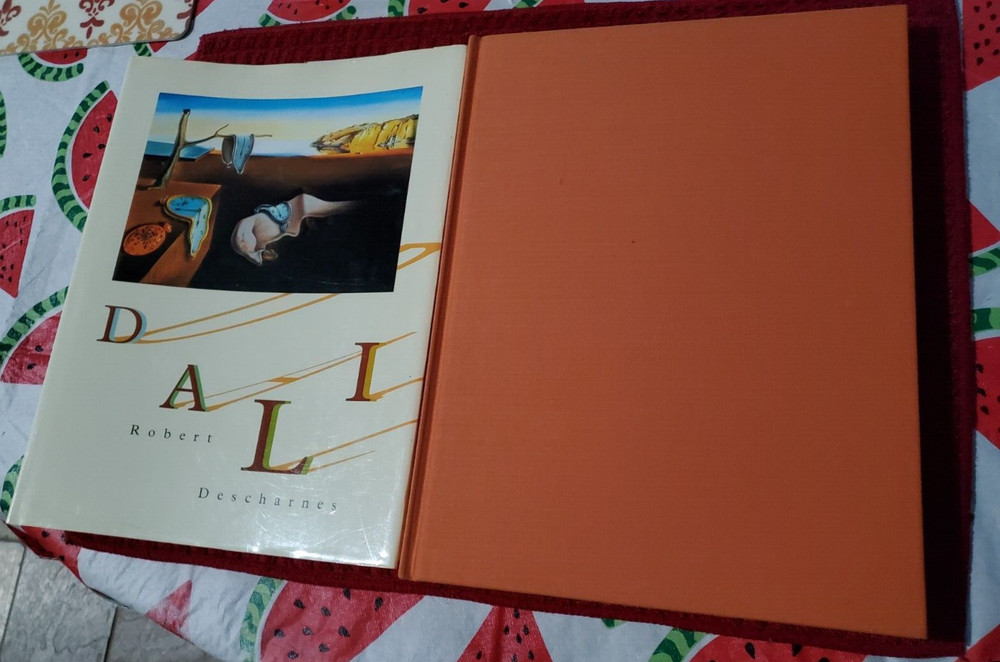 DALI Robert Descharnes hcdj 1993 Big 175 pages Hardcover with dustcover