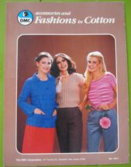 CROCHET ACCESSORIES AND FASHIONS IN COTTON THE DMC CORPORATION 1980 14 PAGES