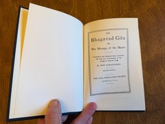 Bhavagad Gita, or the Message of the Master, rev. ed. Yogi Ramacharaka HC 1930