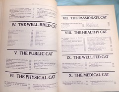 „Cat Catalog”, The Ultimate Cat Book, Large „Very Good” 1st Ed. Book, 352 pages