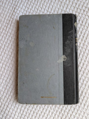 Alcoholics Anonymous 12 Steps and 12 Traditions Hardcover 1985 28th Printing