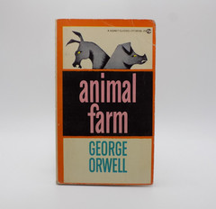 Lot of 3 vintage George Orwell Books 1984 & Animal Farm & Wigan Signet Classic