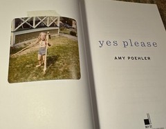 Yes Please, Amy Poehler (2014, HBDC) SIGNED Like New, Parks And Recreation!