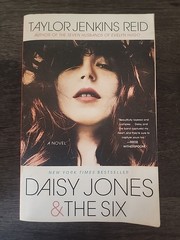 Daisy Jones and the Six: Reese’s Book Club : A Novel by Taylor Jenkins Reid