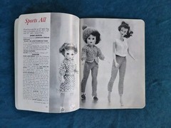 DOLL DRESSES , AMERICAN THREAD CO. , STAR BOOK NO.61 ; 35 PAGES ; VINTAGE