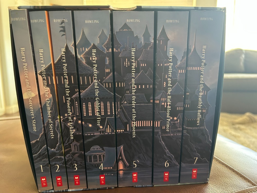 Harry Potter: The Complete Series Scholastic Special Edition Set 1-7 Paperback