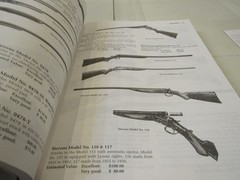 Modern Guns. Identification & Values. 11th Edition. 1989. 504 pages. Illustrated