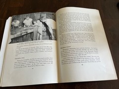 Mennonite Life by John A. Hostetler 1955 Herald Press booklet