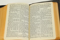 Vintage Holy Bible Self-Pronouncing KJV National Bible Press 119 Leather