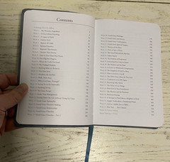 Pathway To Victory Daily Devotional Book Leatherette Dr Robert Jeffress 2022