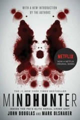 Mindhunter: Inside the FBI’s Elite Serial Crime Unit – Paperback – VERY GOOD