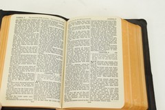 Vintage Holy Bible Self-Pronouncing KJV National Bible Press 119 Leather