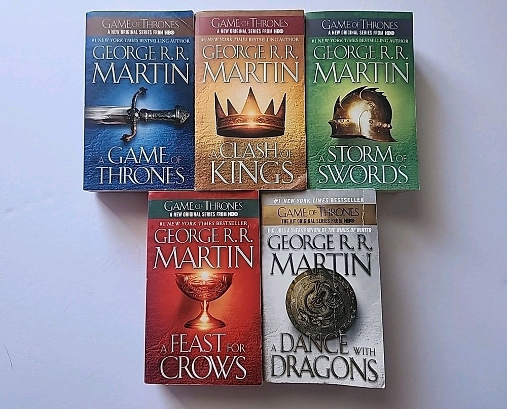 Game of Thrones Book Series George R. R. Martin A Song of Fire and Ice Paperback