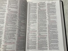 NIV Thompson Chain Reference Bible 2022 Large Print Black Bonded Leather