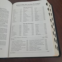 THE DEFENDERS STUDY BIBLE WORLD KJV BONDED LEATHER RED LETTER HENRY MORRIS 1995