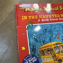 Magic School Bus in the Haunted Museum : Linda Ward Beech 1st Printing