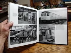 Underground Movement Paul Moss FCSD 2000 Capital Transport 224 pages Tons Illust