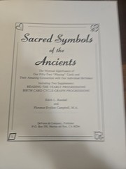 Sacred Symbols of the Ancients – plastic comb, Edith Randall, 9780875164878