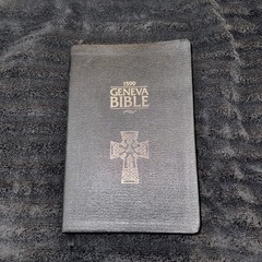 1599 Geneva Bible Black Bonded Leather Tolle Lege Press Very Good