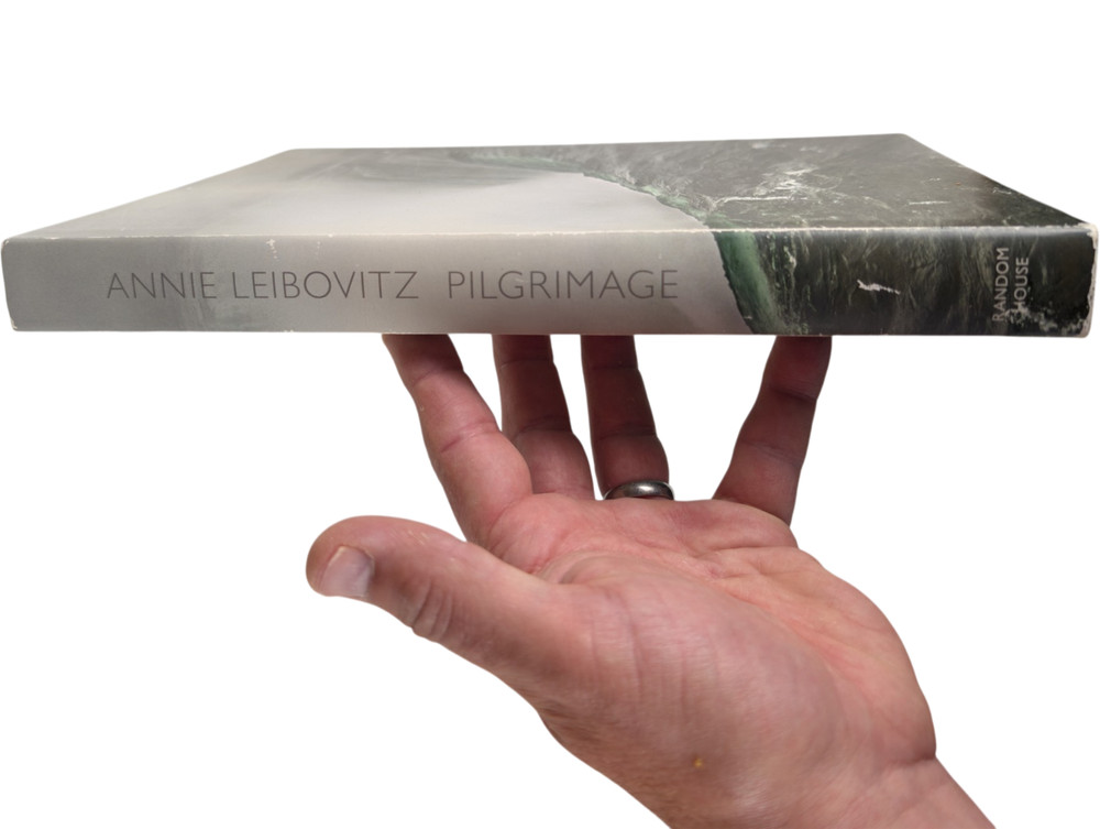 *Signed* Annie Leibovitz Pilgrimage 1st Edition 1st Printing HC Photography 2011