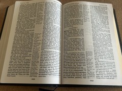 KJV Comfort Print Reference Giant Print Bible Black Bonded Leather Red Ltr 2016