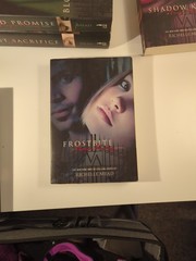Vampire Academy Book Set 1-4, 6 Richelle Mead Paperback & Hardcover, Romance