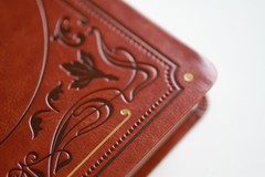 KJV Giant Print Thinline Bible – Durable Brown Cover, Ribbon Marker, 1408 Pages