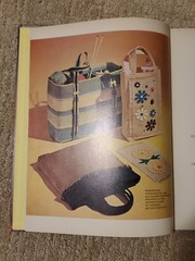 Better Homes And Gardens Stitchery And Crafts 1966 Hardcover 168 Pages