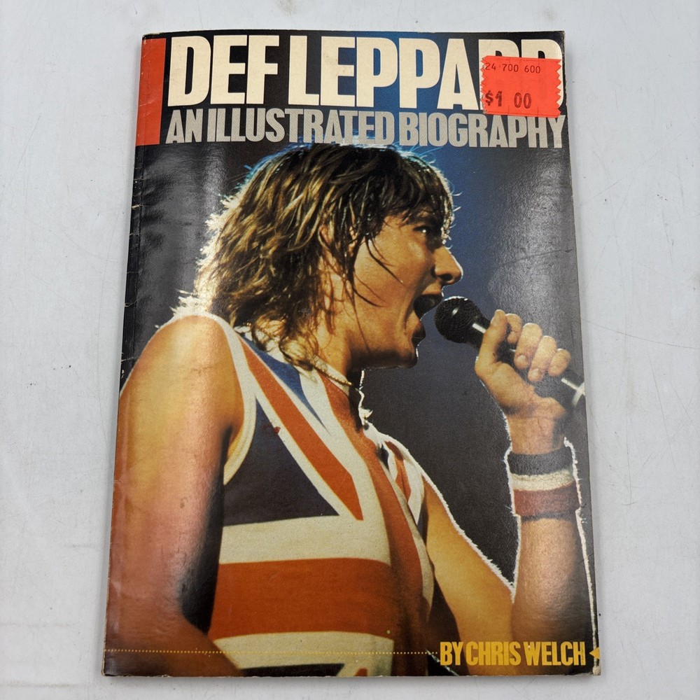 Def Leppard: An Illustrated Biography. Chris Welch PB 1984 Vintage Omnibus Press