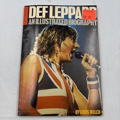 Def Leppard: An Illustrated Biography. Chris Welch PB 1984 Vintage Omnibus Press
