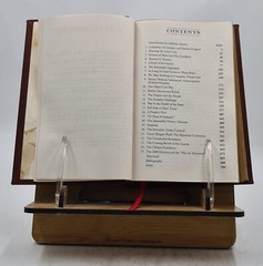 A People’S History Of The United States [Premium Leather Bound]