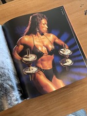 Modern Amazons by Bill Dobbins (2002, Hardcover) – Bodybuilding & Fitness Photos