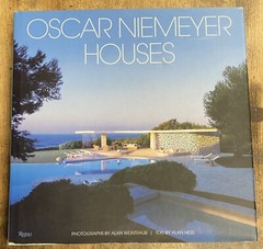 Oscar Niemeyer: Houses by Alan Hess (2006, Hardcover)