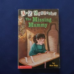 Mix of CALENDAR MYSTERIES and A to Z MYSTERIES by Ron Roy 12 books