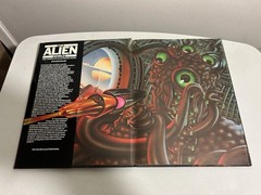 The Alien World: The Complete Illustrated Guide by Eisler, Steven
