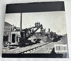 Making ’ Tracks. The Story of the Transcontinental Railroad 210 Pages 1975