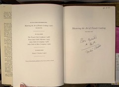 Julia Child Signed! Cookbook: Vol One Mastering The Art Of French Cooking 1989